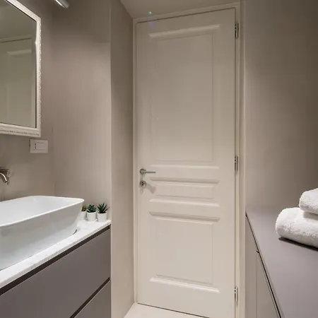 Apartment Luxury Al Duomo By Mmega Florenz