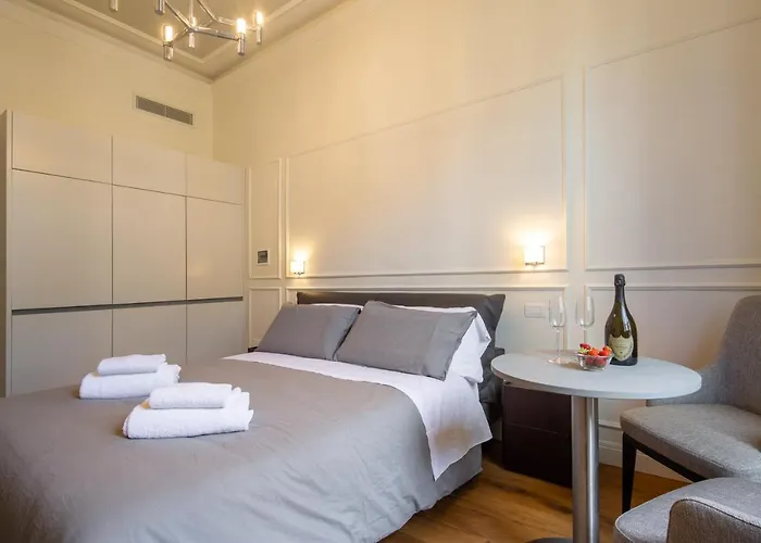 Daire Luxury Al Duomo By Mmega Floransa